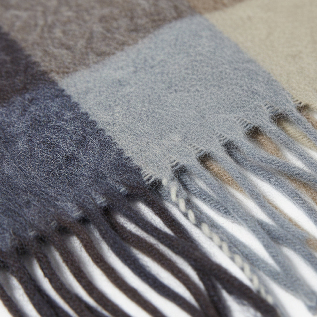 LAMBSWOOL SCARF | CTY-WLSCR-003
